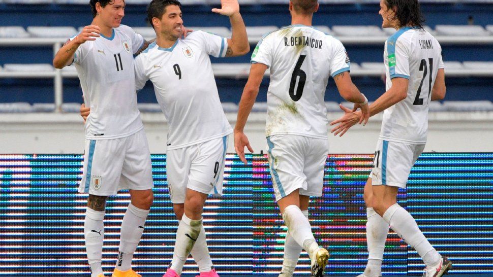 Uruguay aplastó a Colombia por las Eliminatorias Sudamericanas