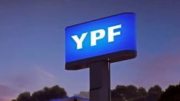YPF aumentó el precio de sus combustibles, apenas 27 días después de anunciar un congelamiento por 45 días. &nbsp;