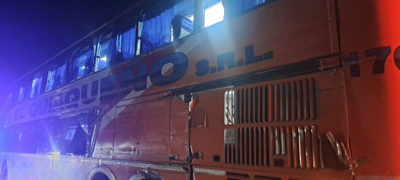 Accidente en Huacalera: chocaron un camión y un colectivo en la Ruta 9- Foto de La Quiaca - Chavito 360