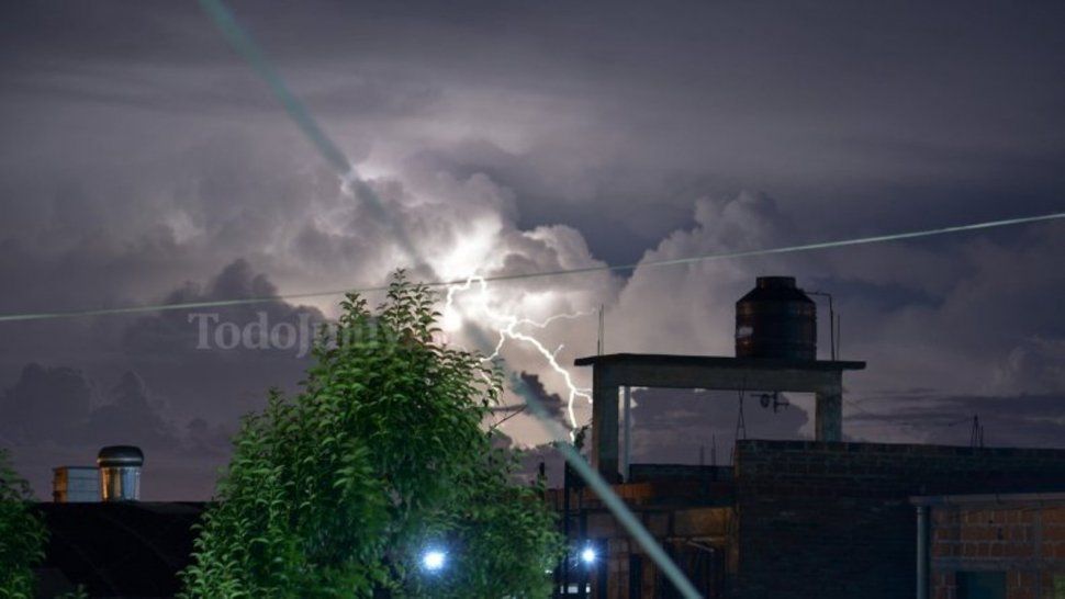 Jujuy continúa bajo alerta meteorológico: anuncian tormentas fuertes