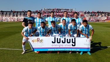 Gimnasia de Jujuy cayó 3 a 0 en Mendoza por la Primera Nacional.