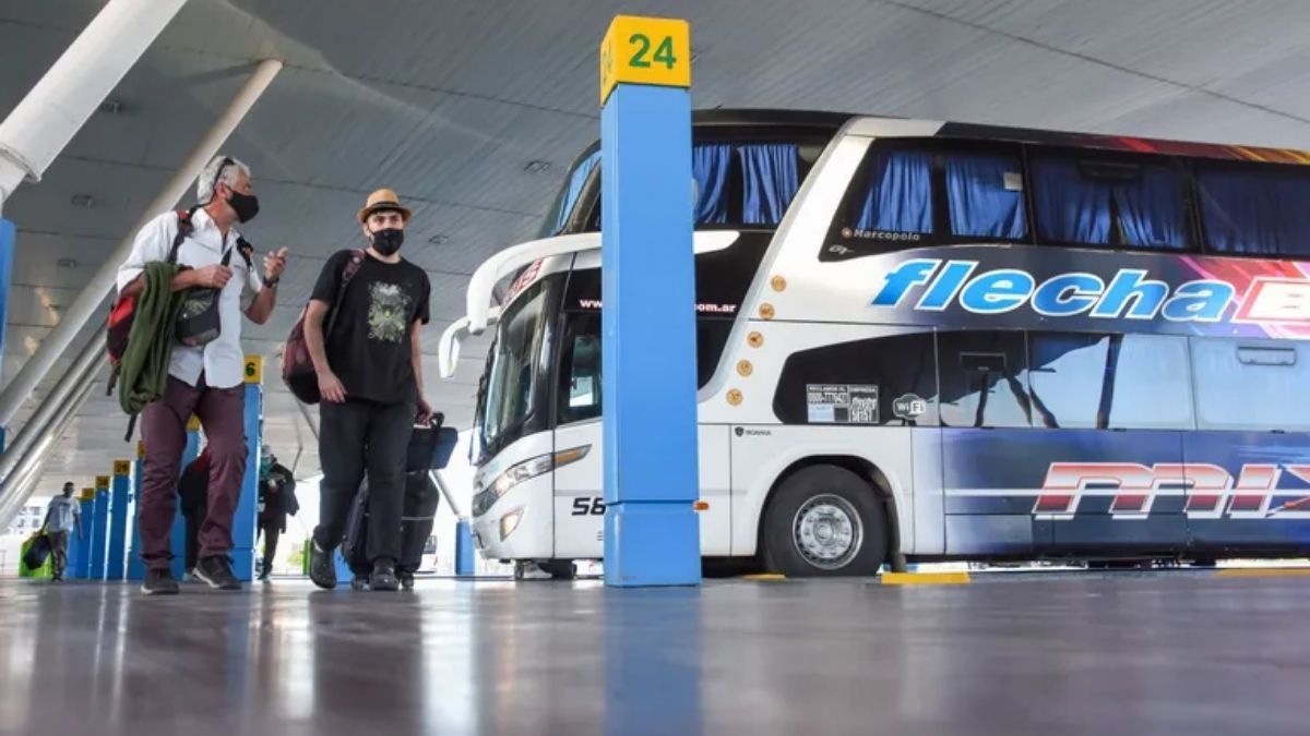El transporte de larga distancia vuelve a funcionar sin aforo. /Archivo