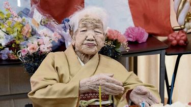 En sus años de juventud, la mujer contó con varios negocios, entre ellos una tienda de fideos y una de pasteles de arroz.