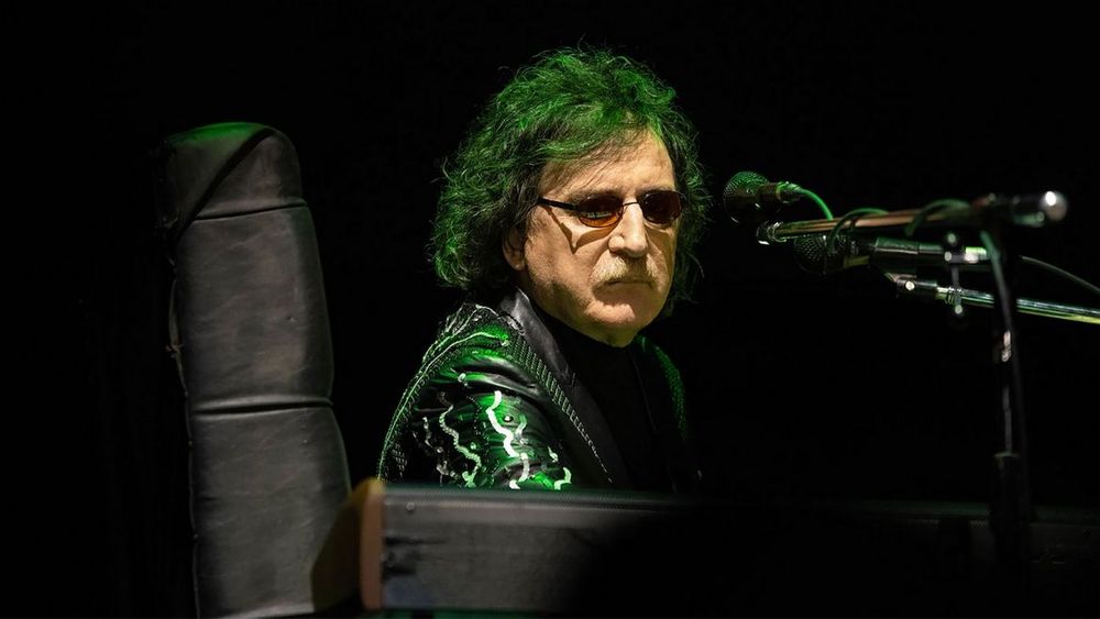 Charly García sufrió un traumatismo en la cadera y canceló todas sus presentaciones