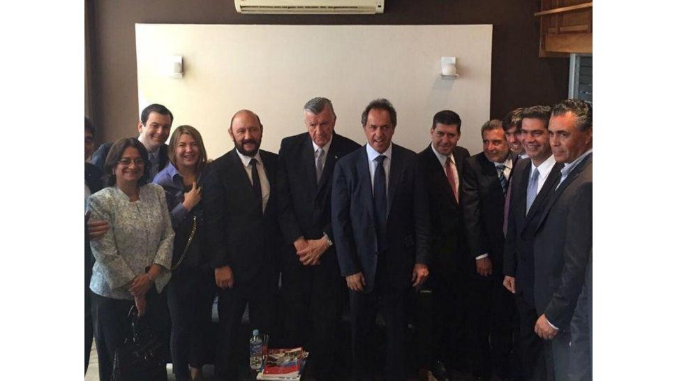 Scioli y gobernadores del PJ