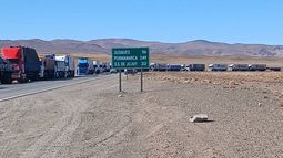 Paso de Jama: habilitan el cruce para camiones desde Argentina hacia Chile