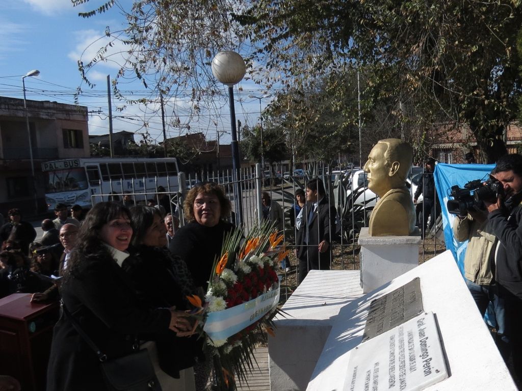 Acto por la muerte de Perón