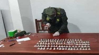Transportaban cápsulas de cocaína dentro de sus estómagos y fueron detenidos en Jujuy