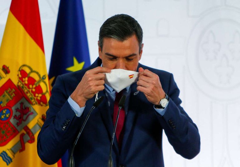 Presidente de España, Pedro Sanchez adelantó que se apostará por el "mismo modelo" para controlar la evolución del coronavirus que para la gripe. (Foto: REUTERS/Javier Barbancho)Por: REUTERS