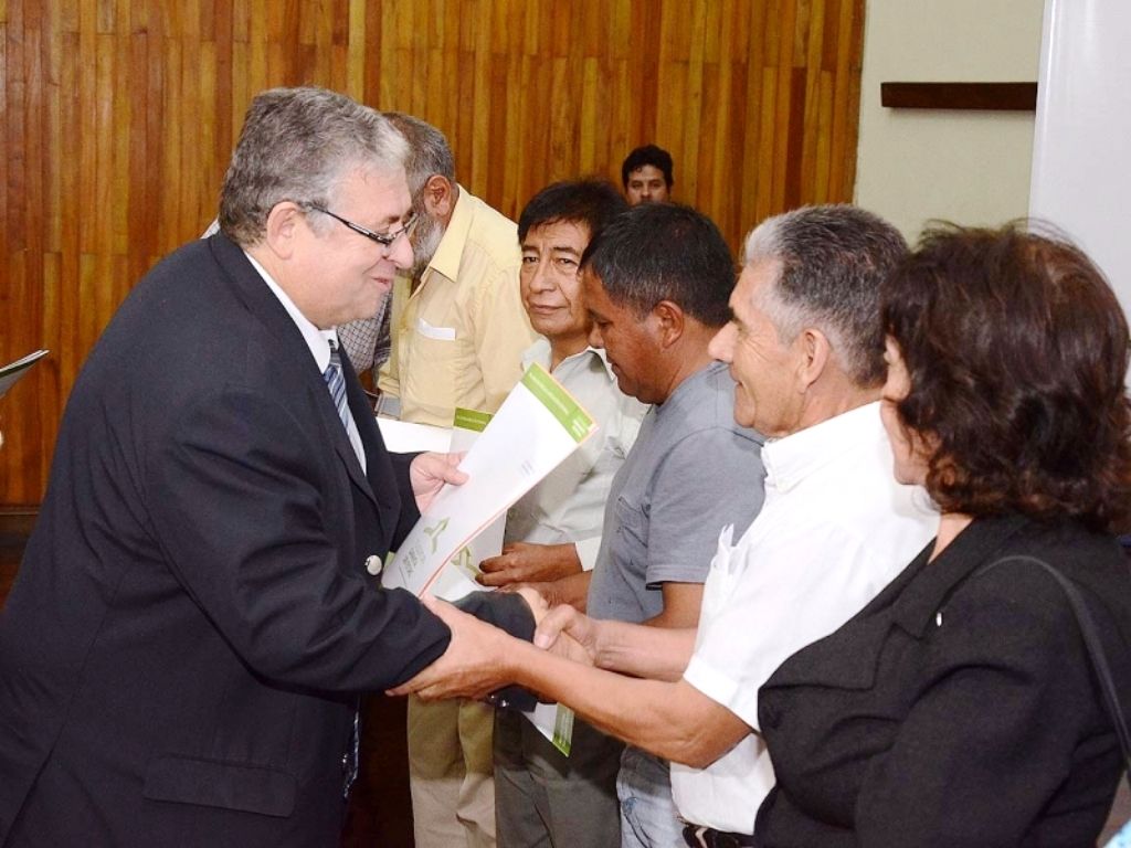 Entrega de escrituras