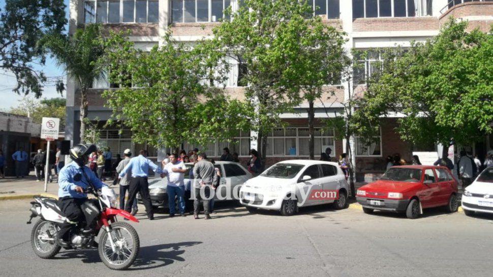 Edificio 4 de Junio - Despedida del agente de tránsito Trejo