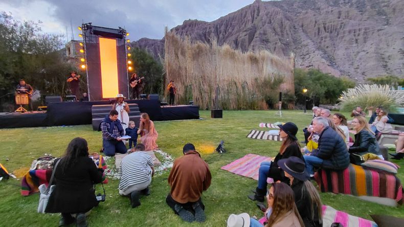 La Vendimia de El Bayeh. La Vendimia de El Bayeh.