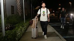 Cuánto vale la remera con la que llegó Lionel Messi a la Selección.&nbsp;