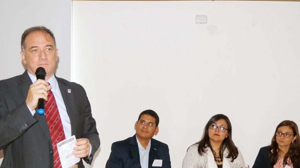 Dr. Adolfo Pereyra Rosas