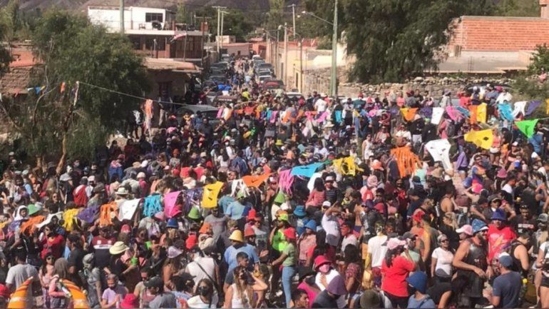Carnaval en el norte / El sábado en Tilcara, mucha gente amontonada.&nbsp;