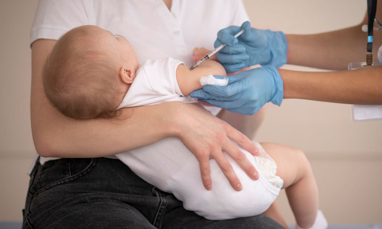 Salud: vacunación contra el Covid-19 a bebés entre 6 meses y 3 años.
