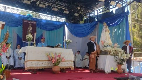 Todo Jujuy | misa humahuaca virgen la candelaria.jpg