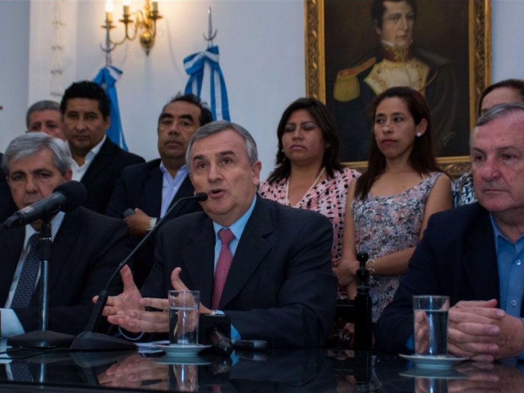Morales junto a parte de su gabinete