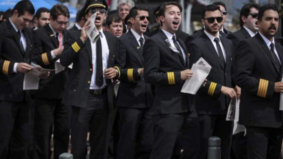 Por el paro de pilotos: dictaron la conciliación obligatoria
