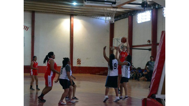 Finales de básquet femenino