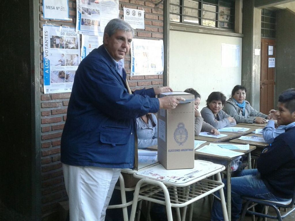 Votó Carlos Haquim