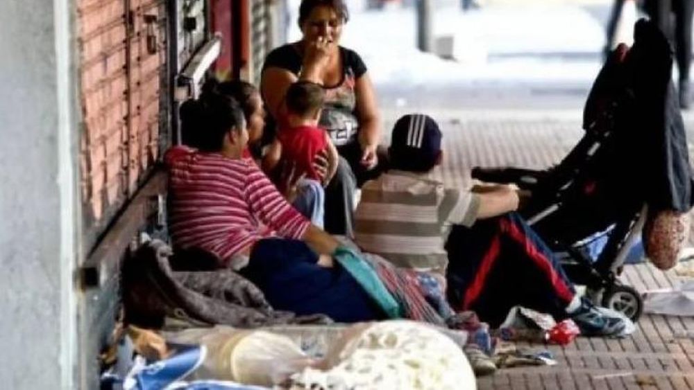 ¿Cuánto necesitó una familia argentina en diciembre para no ser pobre o indigente?