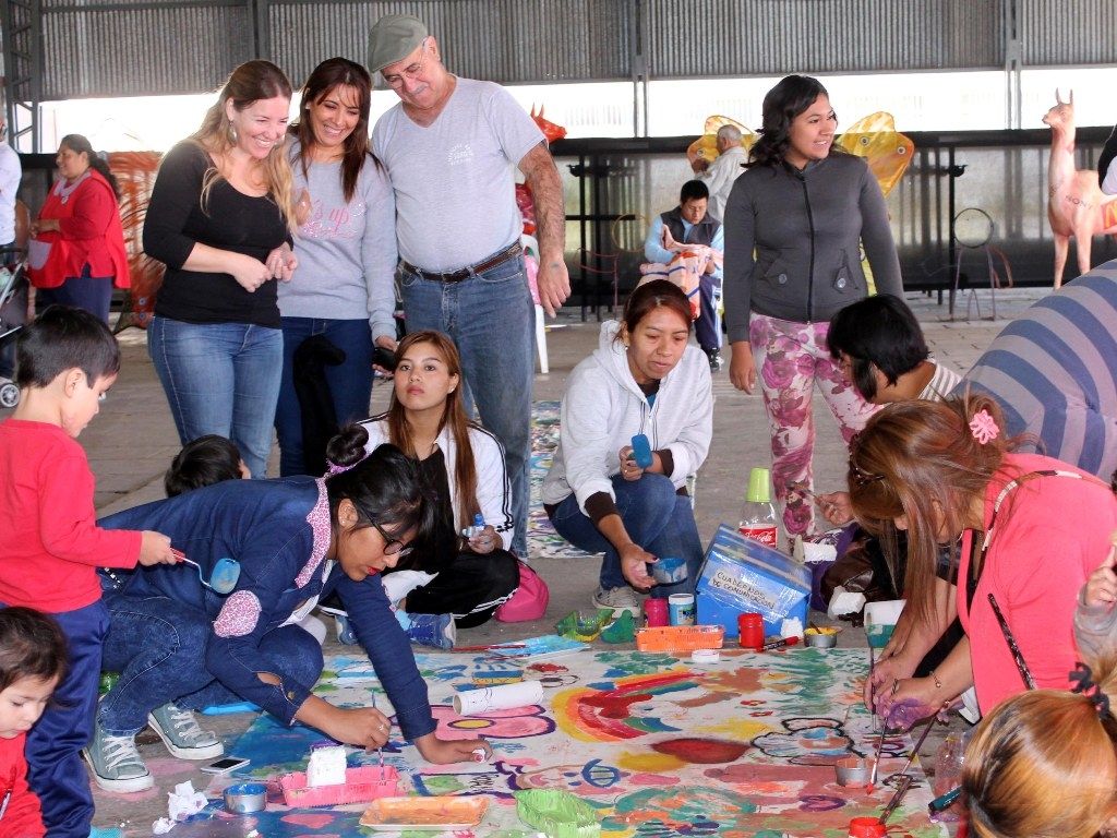 Niños pintores