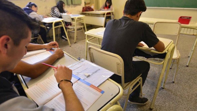 Habilitan mesas extraordinarias en Jujuy para alumnos que repitieron el año en secundaria