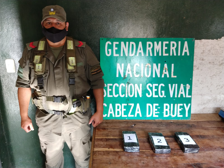 Incautaron más de 3 kilos de cocaína.