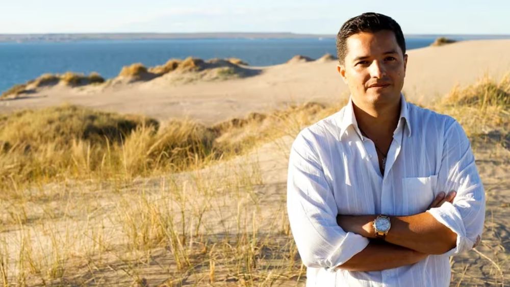 Pablo García Borboroglu ganó&nbsp; el Premio de Indianápolis por su ayuda a conservar la vida de los pingüinos en Chubut.