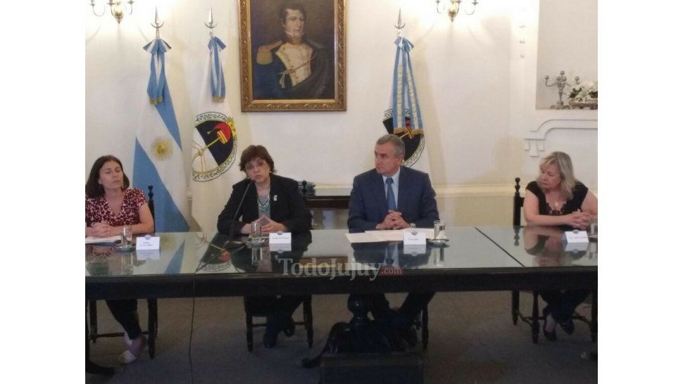Morales: El Ministerio de Educación no puede ser la bolsa de trabajo