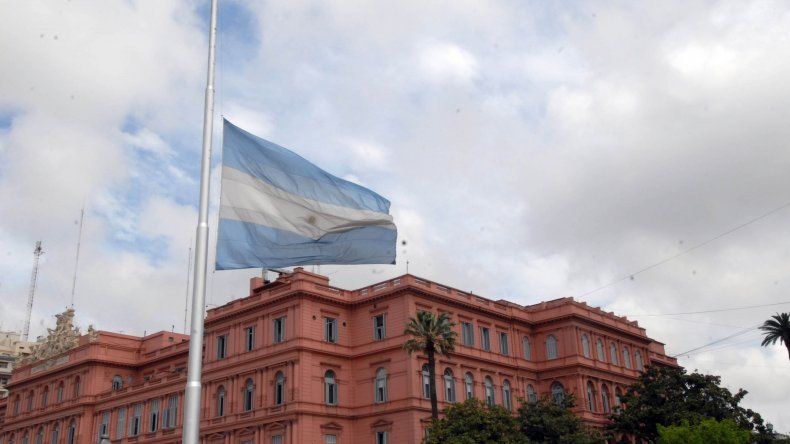 Macri decretó duelo nacional por 48 horas por la muerte del diputado Olivares