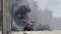 Zelenski aceptaría la neutralidad entre Rusia y Occidente y el respeto al idioma ruso dentro del país, pero pide el retiro de las tropas rusas.