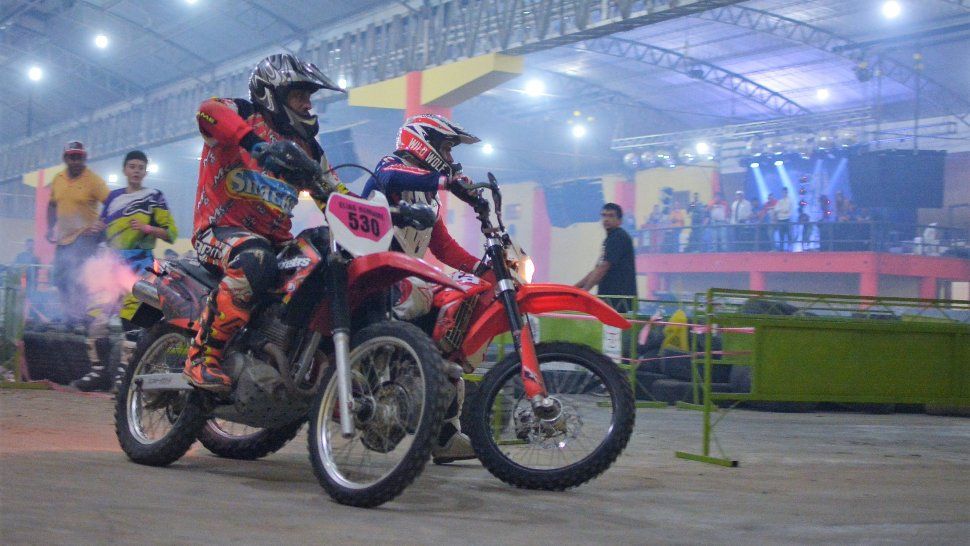 Instalarán un circuito de motocross para capacitar personal en Río Blanco