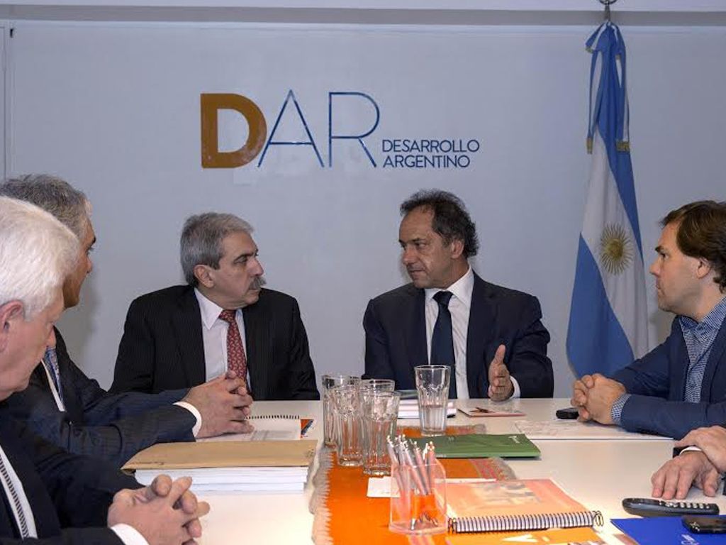 Reunión entre Scioli y Fernández