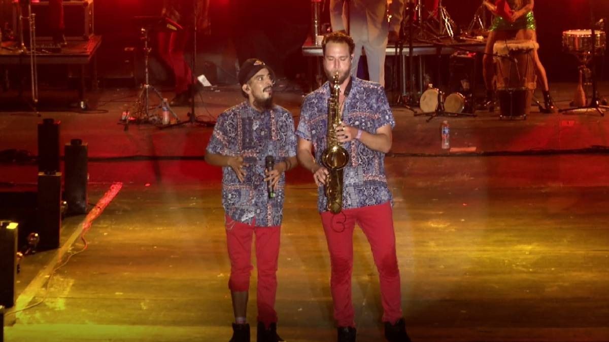 La Delio Valdez por primera vez en el Carnaval de Los Tekis