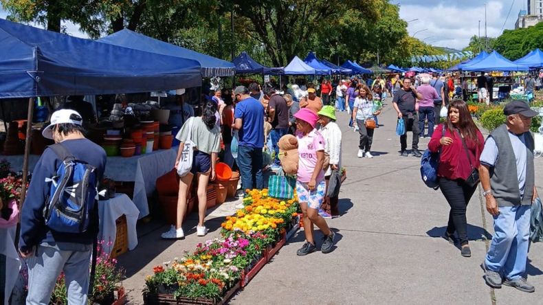 Se vive a pleno la tercera jornada de Jujuy Florece en San Salvador de Jujuy Se vive a pleno la tercera jornada de Jujuy Florece en San Salvador de Jujuy