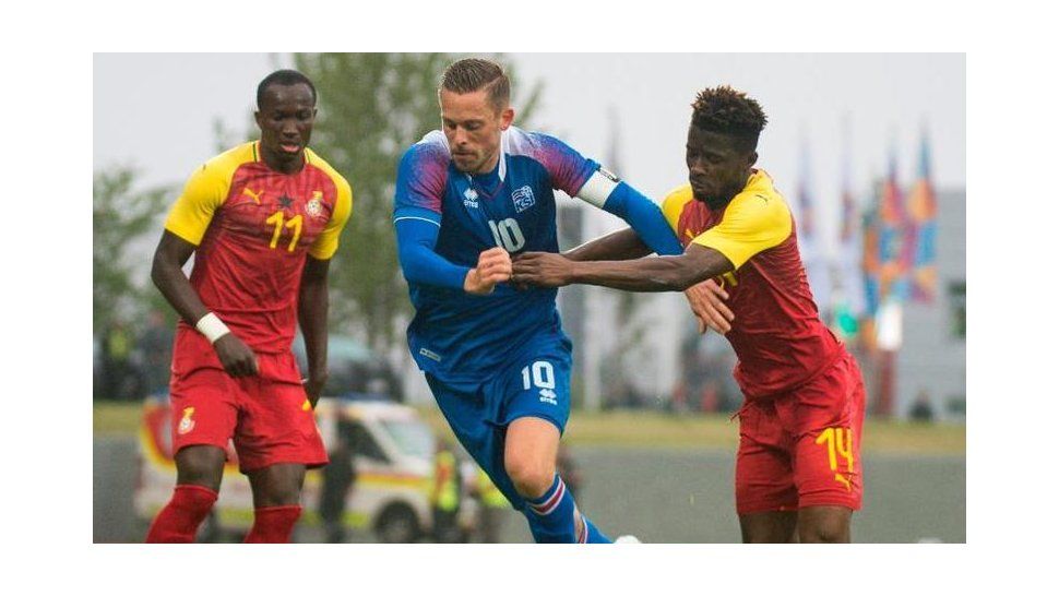 Islandia empató ante Ghana 