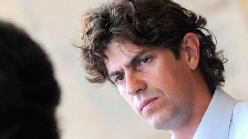 Martín Lousteau ayudó a detener a un delincuente en un bar