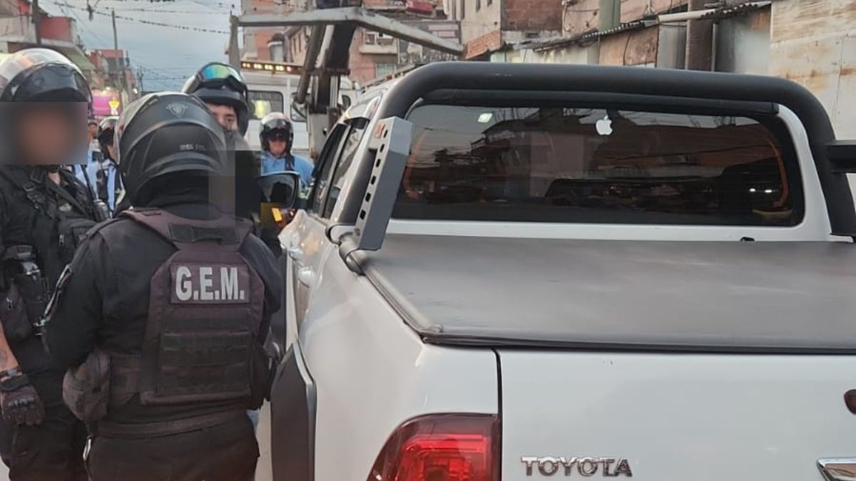 Golpeó a un inspector de tránsito que le hizo una multa en Jujuy Golpeó a un inspector de tránsito que le hizo una multa en Jujuy