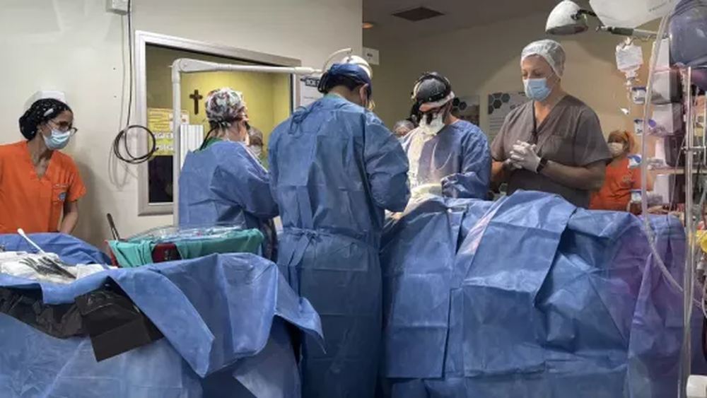 Conectan a un joven salteño a un corazón artificial para trasladarlo a Buenos Aires Conectan a un joven salteño a un corazón artificial para trasladarlo a Buenos Aires