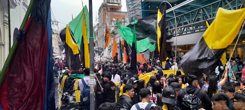 Banderazo de la Promo 25'.