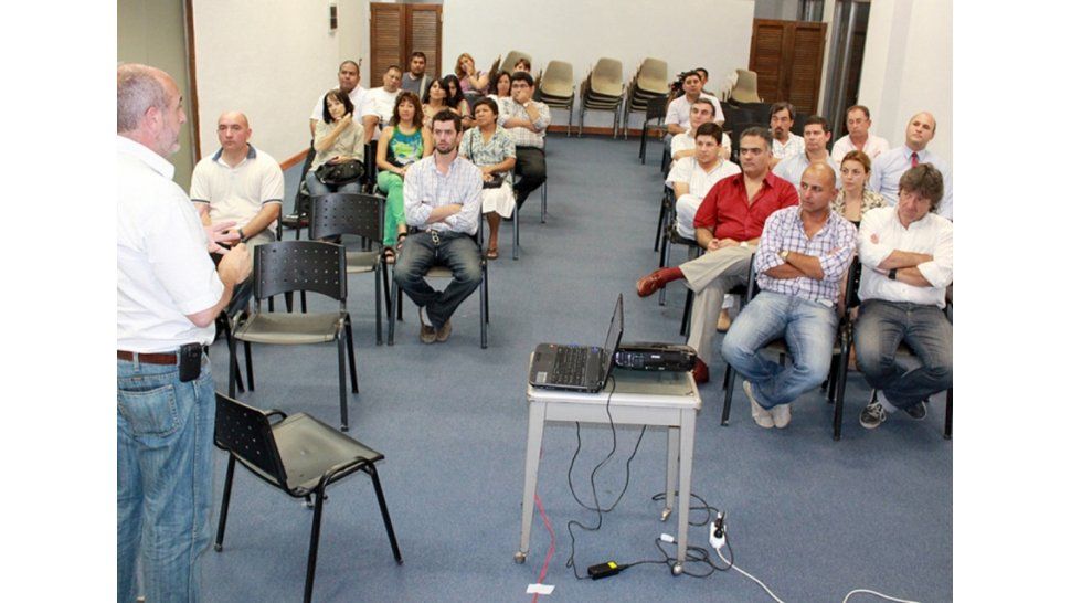 Reunión en la UEJ