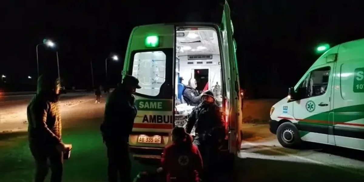 El hombre sufrió un traumatismo encéfalo craneal grave y continúa bajo estricta observación en terapia intensiva. El hombre sufrió un traumatismo encéfalo craneal grave y continúa bajo estricta observación en terapia intensiva.