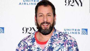 Adam Sandler prepara el regreso de Son como niños con el elenco original tras más de una década.