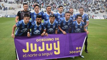 Hoy, Gimnasia de Jujuy visita a San Martín de Tucumán