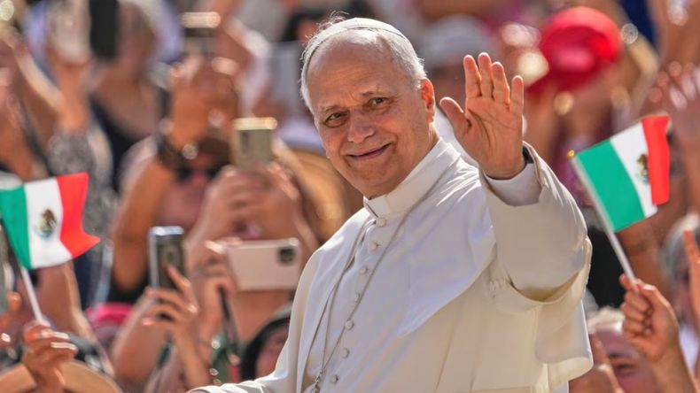 El Papa León XIV visitaría Argentina y Uruguay en 2026