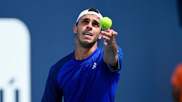 Francisco Cerúndolo avanzó hoy a los octavos de final del Masters 1000 de tenis de Miami.