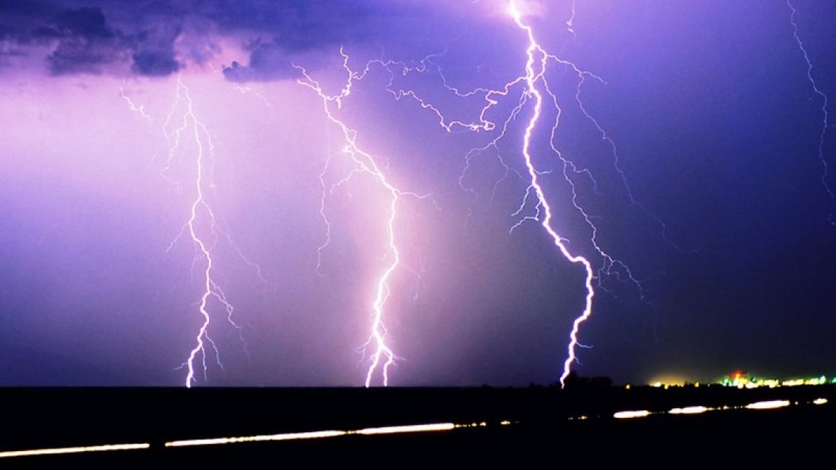 ¿Cuánta energía descarga un rayo? ¿Cuánta energía descarga un rayo?