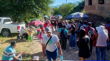 Multitudinaria expresión de fe en el Cerro de la Cruz durante el Viernes Santo